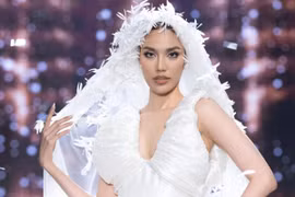 Lan Khuê, Quỳnh Anh đọ nhan sắc với dàn hậu quốc tế tại Vietnam NextGen Fashion