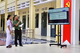 “Không một mình” - Bảo vệ trẻ em trên không gian mạng
