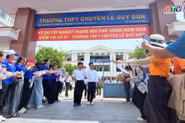 THÍ SINH GIA LAI HOÀN THÀNH MÔN THI ĐẦU TIÊN - MÔN NGỮ VĂN