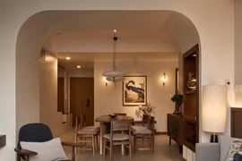 Những đường cong làm mềm căn hộ của gia đình bốn người