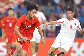 HLV Ikeuchi: 'U.20 Việt Nam non kinh nghiệm nhưng còn hy vọng là còn chiến đấu, không buông bỏ'