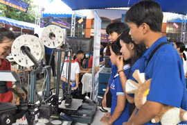 Thanh niên không chỉ tìm kiếm việc làm cho bản thân mà còn phải làm điều này
