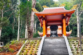 Đến một nơi để nhớ một thời