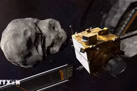 NASA phát hiện 'vị khách lạ' di chuyển xuyên qua Hệ Mặt Trời