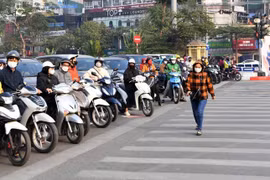 Các trường hợp lái xe không chấp hành tín hiệu đèn để nhường đường cho xe ưu tiên, xe cấp cứu… sẽ không bị xử phạt