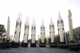 Iran dọa tấn công cơ sở hạt nhân của Israel