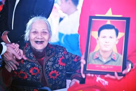 Niềm vui ngày các Anh về