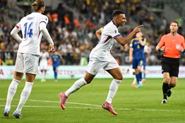Mbappe lập công, Pháp thắng Ukraine ngày ra quân vòng loại World Cup