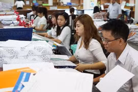 Ngoài lương thưởng hấp dẫn, cần tạo môi trường chuyên nghiệp để giữ chân người tài