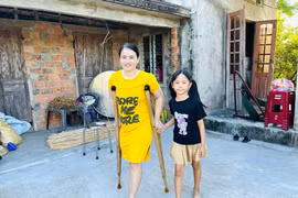 Tình yêu tròn của người mẹ “khuyết”