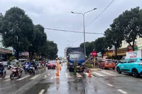 Gia Lai: Xe tải va chạm xe máy, 2 ông cháu tử vong thương tâm