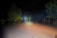 Quốc lộ 25 nhiều đoạn bị chia cắt 