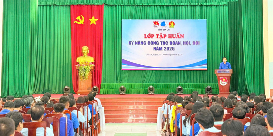 Quang cảnh lớp tập huấn. Ảnh: ĐVCC tap-huan-cong-tac-doi-2025-1.jpg