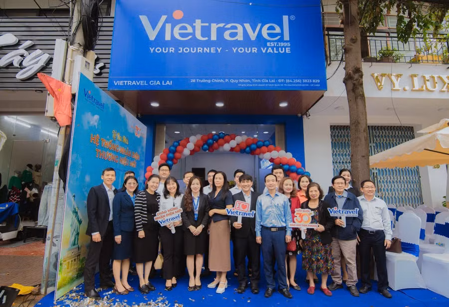 cong-ty-co-phan-du-lich-vietravel-chi-nhanh-gia-lai-da-chinh-thuc-cong-bo-bo-nhan-dien-thuong-hieu-moi-cua-vietravel-your-journey-your-value.jpg
