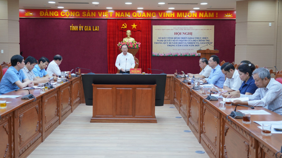 Quang cảnh hội nghị tại điểm cầu Gia Lai. Ảnh: N.H hoi-nghi-so-ket-tinh-hinh-thuc-hien-nghi-quyet-so-57.jpg