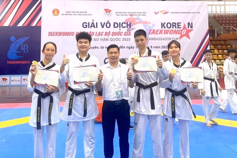 gia-lai-co-2-vo-si-tranh-tai-giai-vo-dich-taekwondo-tre-the-gioi-2026-tai-uzbekistan.jpg