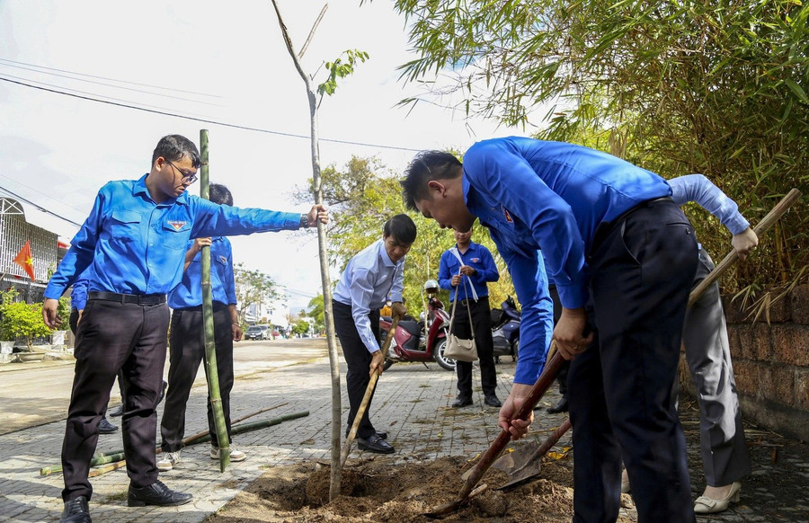 tet-trong-cay-thang-thanh-nien-2026-2-17722660627711206960913.jpg