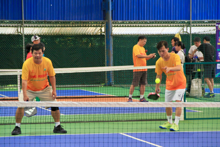 Giải thu hút hơn 160 vận động viên tham gia. Ảnh: H.H giai-tennis-pickleball.jpg