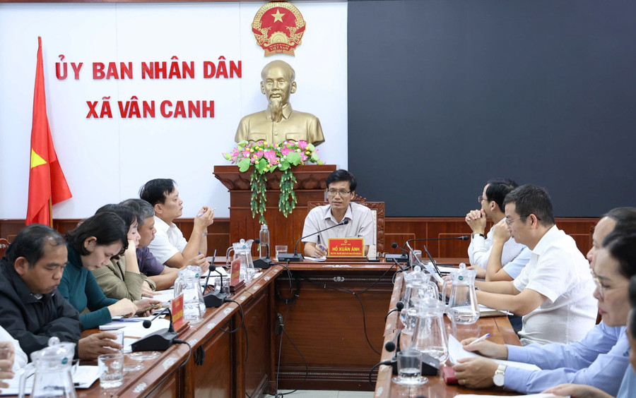 xa-van-canh-canh-vinh-trien-khai-cong-tac-bau-cu.jpg
