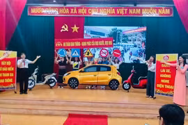 Đội thi Đảng bộ xã Ia Dơk đạt giải nhất Hội thi tuyên truyền viên giỏi về ATGT huyện Đức Cơ