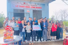 Chư Păh bàn giao 2 nhà tình nghĩa cho hội viên khó khăn về nhà ở