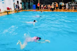 Hơn 120 vận động viên tham gia Giải bơi thiếu niên, nhi đồng huyện Đức Cơ