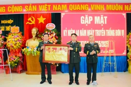 Xí nghiệp Khảo sát thiết kế Binh đoàn 15 kỷ niệm 40 năm Ngày truyền thống
