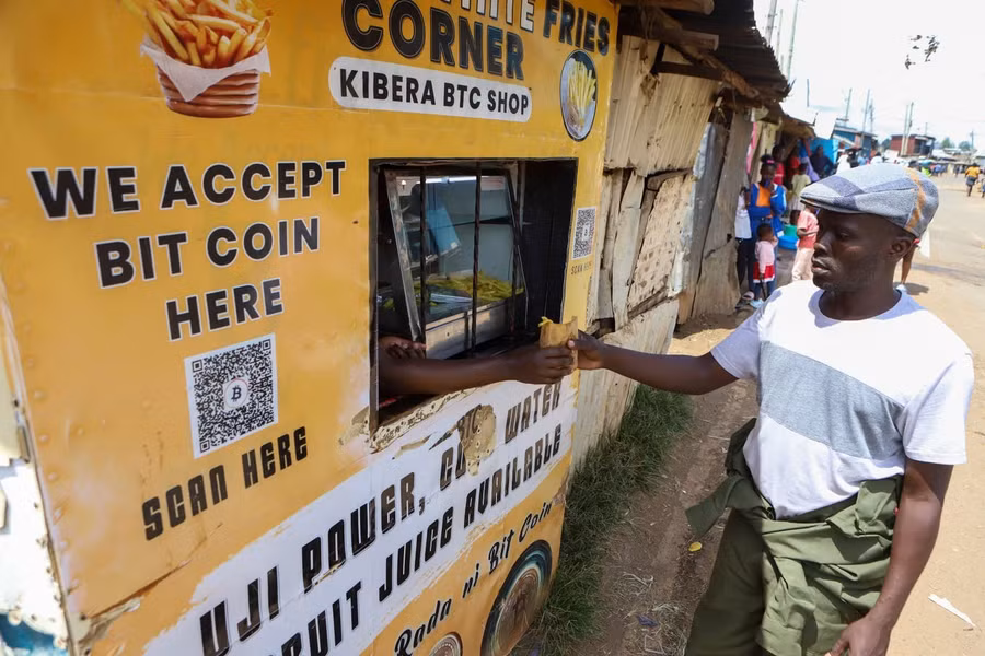 kenya-slum-cryptocurrency-94570.jpg