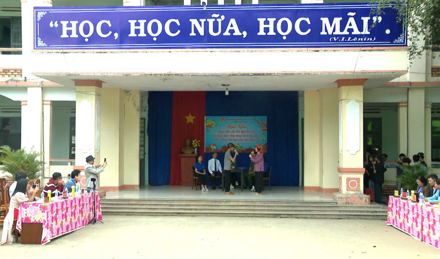 cac-hoat-canh-gia-dinh-gan-gui-voi-lua-tuoi-giup-giao-duc-ky-nang-song.jpg