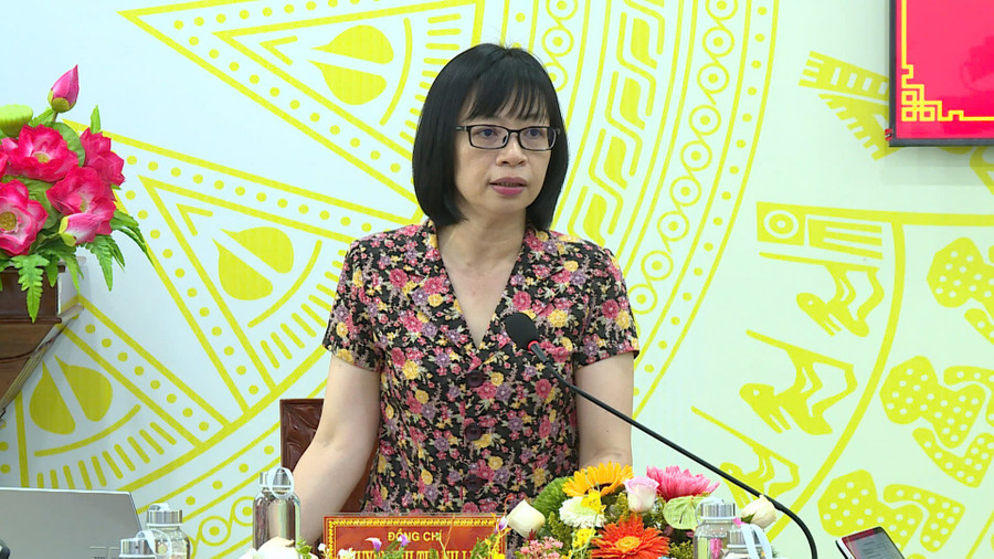 Phó Chủ tịch UBND tỉnh Nguyễn Thị Thanh Lịch phát biểu chỉ đạo tại buổi làm việc. Ảnh: Hoàng Vũ pct-ubnd-nguyen-thi-thanh-lich-phat-bieu-chi-dao-tai-buoi-lam-viec-tai-phuong-tam-quan.jpg