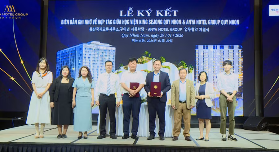 hoc-vien-king-sejong-quy-nhon-va-anya-group-quy-nhon-ki-ket-bien-ban-ghi-nho-hop-tac.jpg