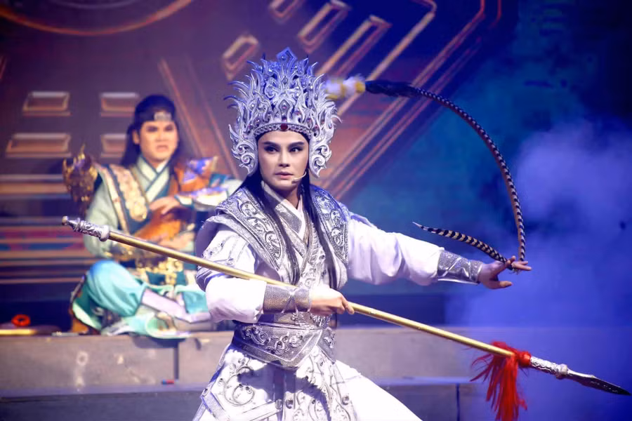 NSƯT Võ Minh Lâm có hàng loạt sản phẩm đạt triệu view khi đưa cải lương lên YouTube