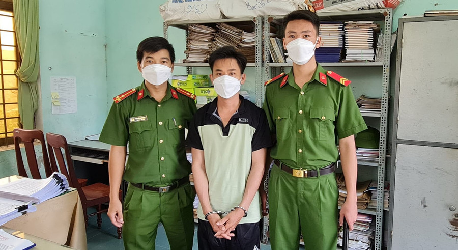 Võ Thế Hanh tại Cơ quan Công an huyện Bình Sơn. Ảnh: Báo Thanh Niên