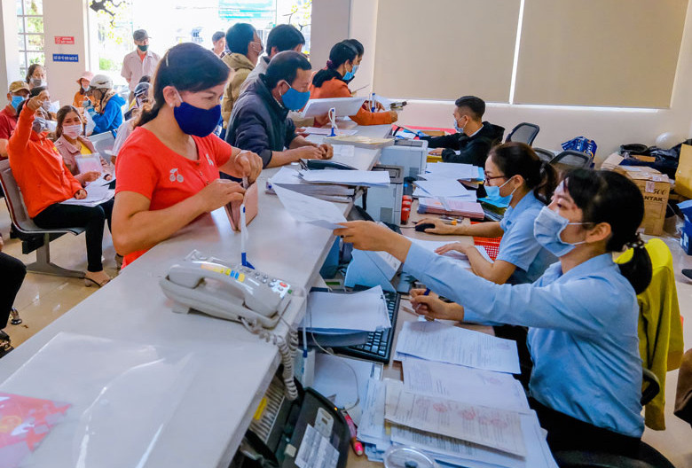 Tính đến tháng 12-2021, tỉnh Lâm Đồng đã giảm được 78 đơn vị sự nghiệp công lập so với năm 2015. Ảnh nguồn Báo Lâm Đồng Tính đến tháng 12-2021, tỉnh Lâm Đồng đã giảm được 78 đơn vị sự nghiệp công lập so với năm 2015. Ảnh nguồn Báo Lâm Đồng
