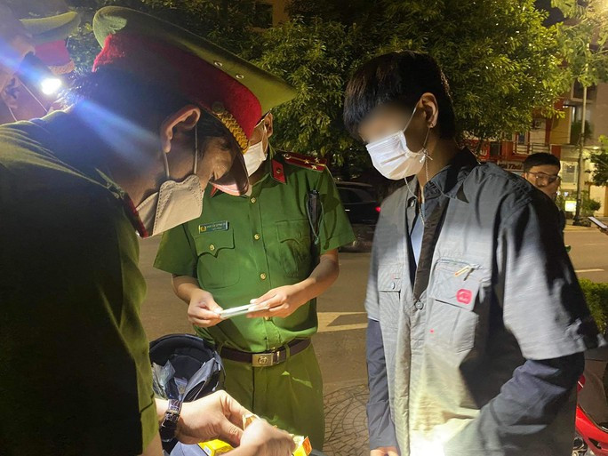 Nam sinh viên bị 911 Đà Nẵng bắt quả tang đang trữ cần sa nguyên chất trong người.