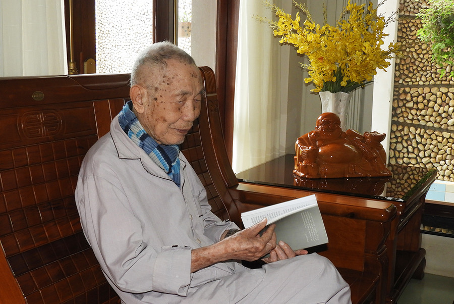  Ông Ngô Thành-Cán bộ lão thành cách mạng của tỉnh, nguyên phó Bí thư Thường trực Tỉnh ủy (Cư trú tại tổ dân phố 6 phường tây Sơn, TP, Pleiku) là người có nhiều kỷ niệm với đồng chí Võ Chí Công.