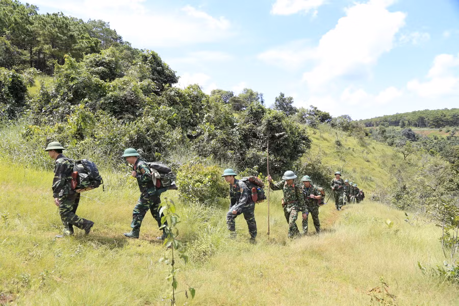 Quân đoàn 3 cơ động lực lượng cơ động diễn tập. Ảnh: Vĩnh Hoàng