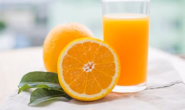 Có nhiều lý do giúp cho cam có tác dụng giảm mức huyết áp cao. Ảnh: Shutterstock