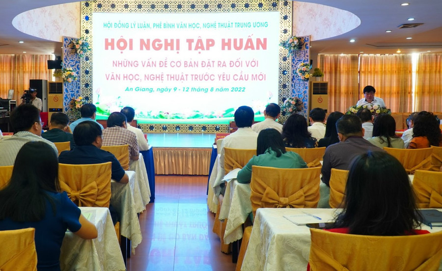 Quang cảnh hội nghị. Ảnh: Trần Đức