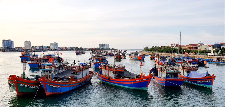  Tàu cá Việt Nam trên Biển Đông. Ảnh: ĐAT.