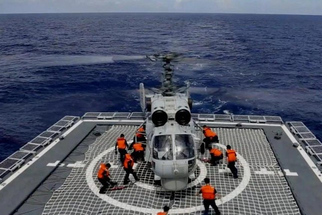 Trực thăng Trung Quốc tham gia tập trận hôm 8/8. Ảnh: Reuters