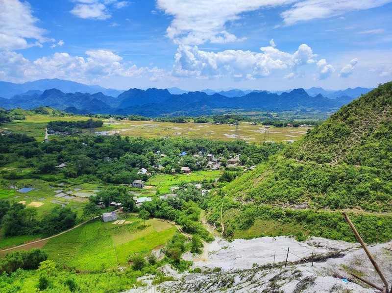 Mai Châu - điểm đến mới của các bạn trẻ yêu thích du lịch kiểu "phượt". Mai Châu - điểm đến mới của các bạn trẻ yêu thích du lịch kiểu