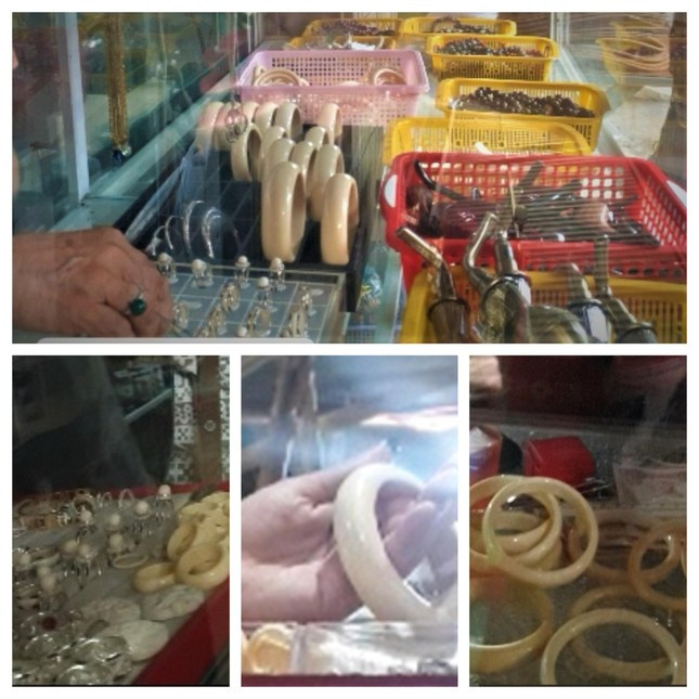 Các sản phẩm được làm từ voi bán tại các điểm du lịch Đắk Lắk