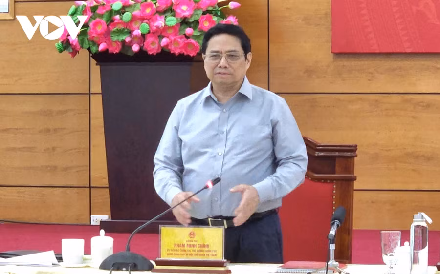 Thủ tướng phát biểu tại buổi làm việc với Ban Thường vụ Tỉnh ủy Lào Cai. Ảnh: Internet