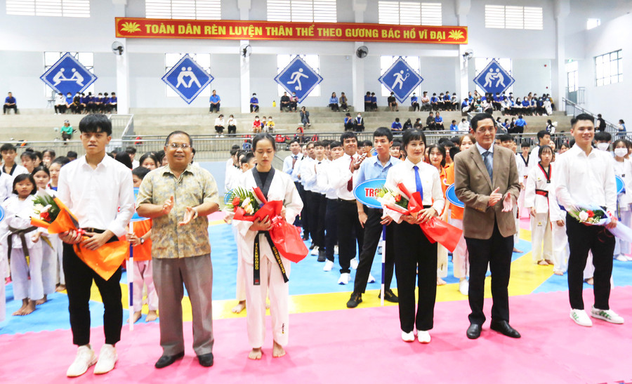  9 đơn vị có phong trào Taekwondo phát triển mạnh sẽ tranh tài ở giải đấu này. Ảnh: Văn Ngọc