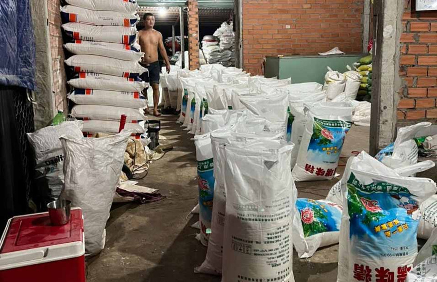 Sản phẩm sau khi pha trộn, được đóng gói mang đi tiêu thụ. Ảnh nguồn TNO