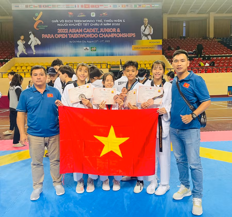  4 VĐV của Gia Lai đã giành thành tích xuất sắc ở giải đấu châu lục. Ảnh: Nguyễn Nhật