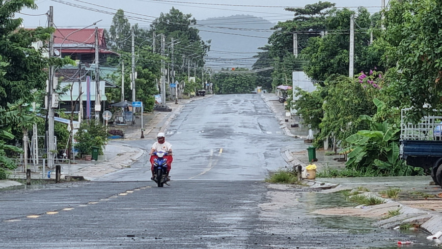 Mặc dù mưa nhiều song chưa ghi nhận thiệt hại nặng ở các địa phương. Ảnh: Hà Phương