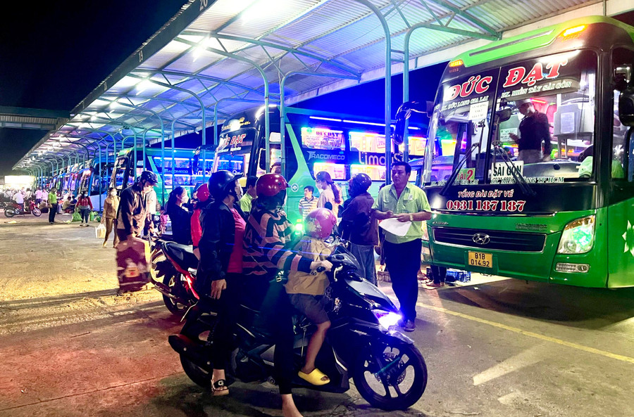 Bến xe Đức Long Gia Lai dự kiến tăng lên 48 chuyến xe đi TP. Hồ Chí Minh/ngày trong dịp lễ 2-9. Ảnh: Minh Nguyễn