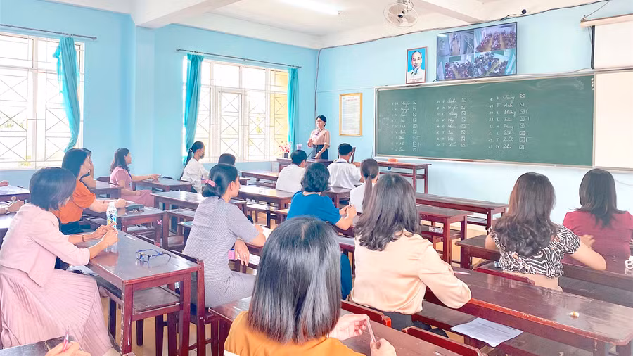 Bộ Giáo dục và Đào tạo không bắt buộc ra đề kiểm tra trắc nghiệm môn Ngữ văn. Ảnh: Mộc Trà